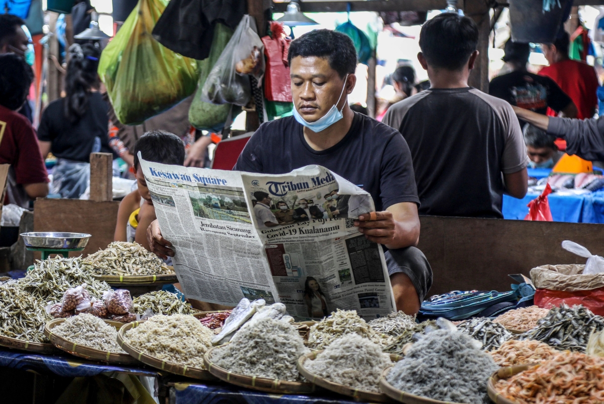 False BlackRock ETF tweet raises the question: Who will pay for crypto news?